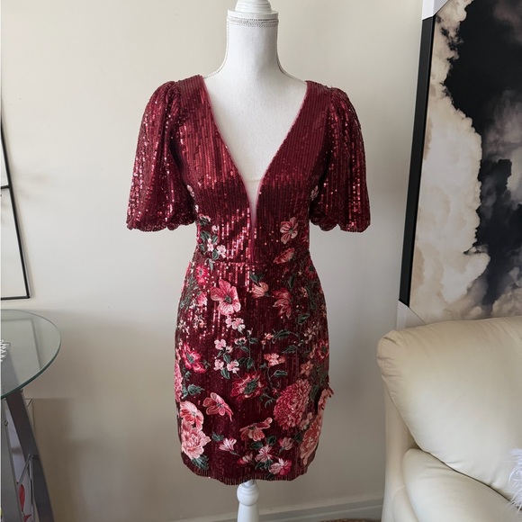 Marchesa Notte Burgundy Sequin Floral Embroidered Cocktail Mini Dress Size 4 NWT - Picture 11 of 16
